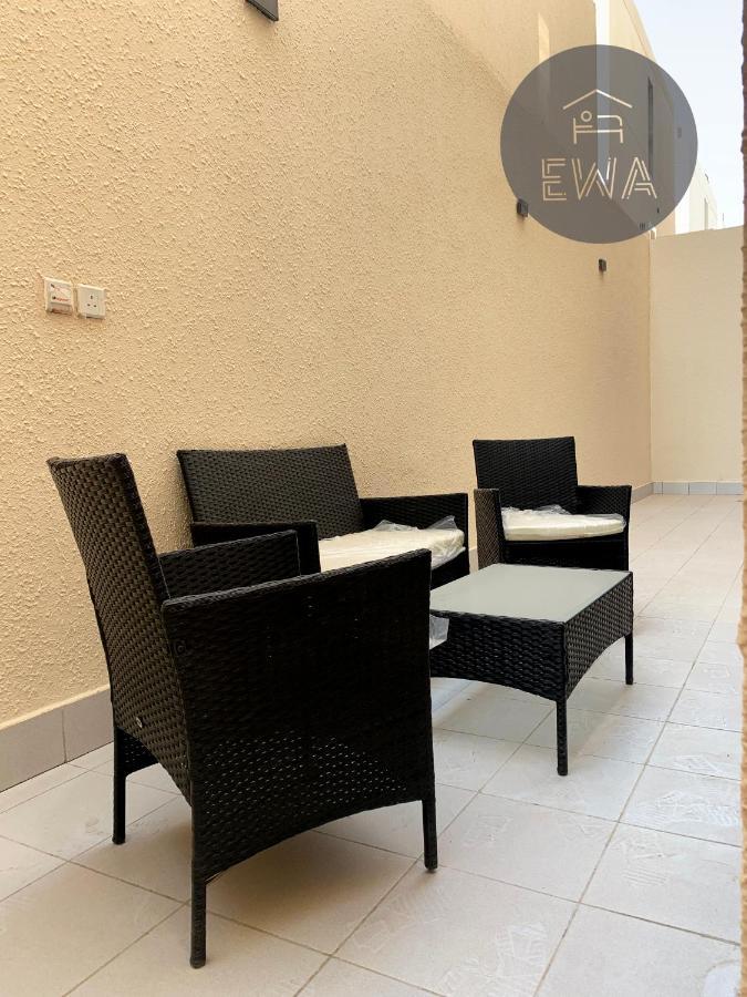 Kease Morouj B-4 Luxury Gold Terrace Gz36 * Riyadh
